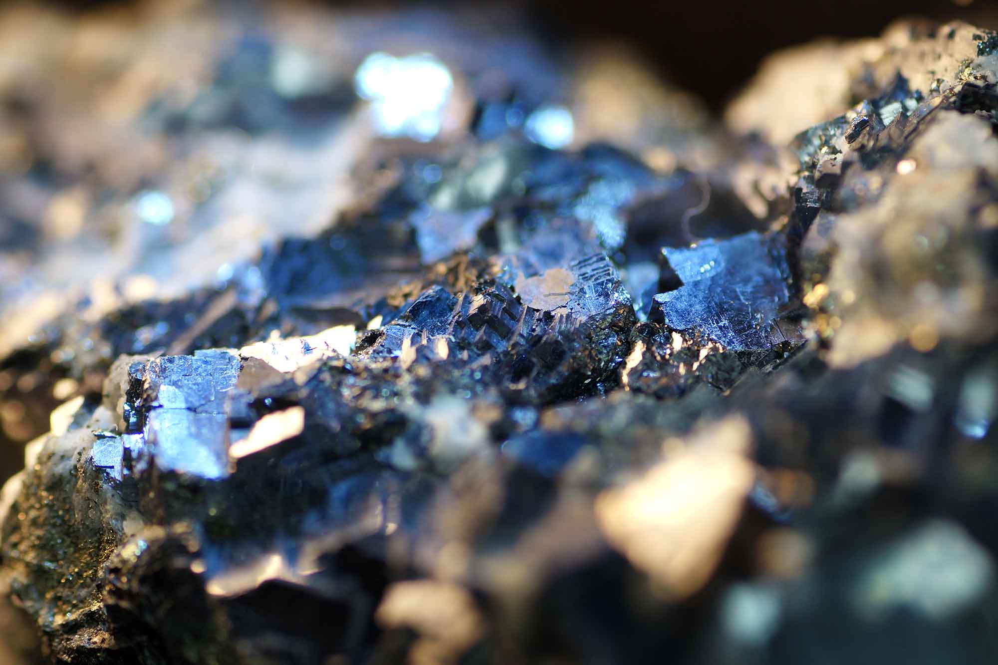 Mineral ore sorting