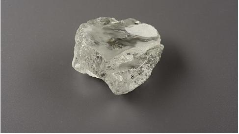 ALROSA mined a large diamond at the Nyurbinskaya alluvial deposit